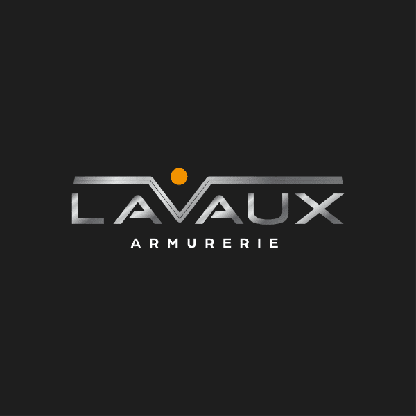 Logo du restaurant L'Entrepotes avec trois figures humaines.